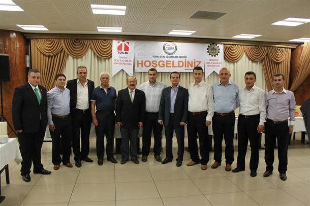 Yomra GİAD her yıl geleneksel olarak düzenlediği iftar programını Yıldız Sofrası’nda gerçekleştirildi