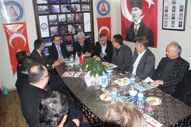AK Parti Akhisar Belediye Başkan Adayı Salih Hızlı’dan Akhisar GİAD ziyareti