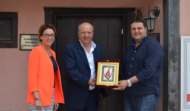 Avrupa Kütahyalılar Federasyonu Başkanı  Adil Emsen Kütahya GİAD'ı ziyaret etti.