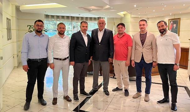 Konyagiad Başkanı Korkmaz’dan Ramazan Erkoyuncu’ya ziyaret.