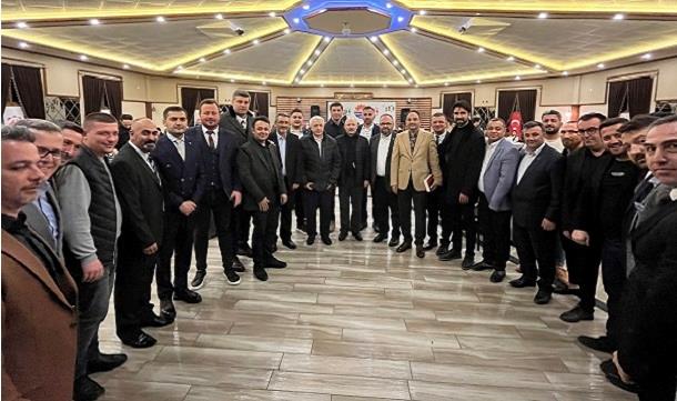 Bafra GİAD iftarda huzurevi sakinlerini misafir etti.
