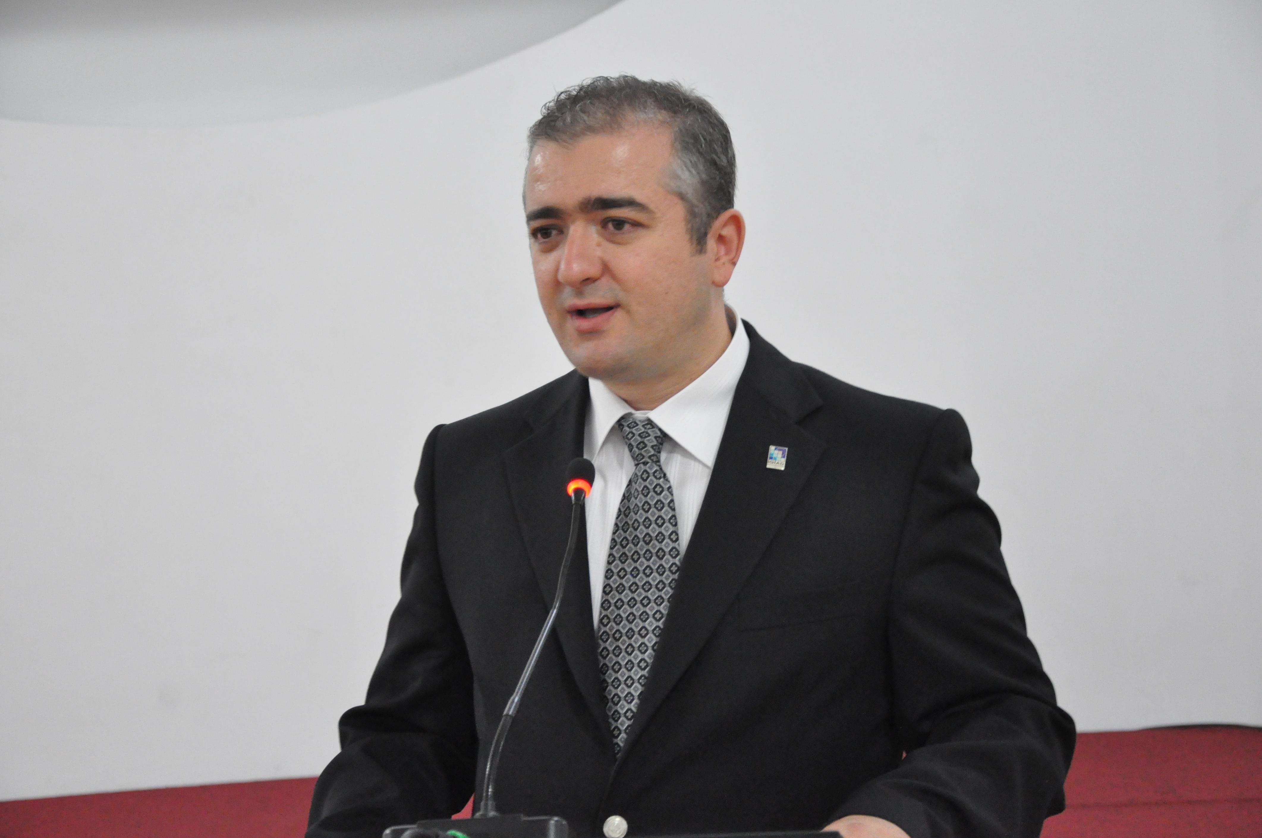 İnegöl GİAD Başkanı Bahadır Bayraktar  Pekmezi herkesten iyi yap müşterisi Bağdat' tan gelir 