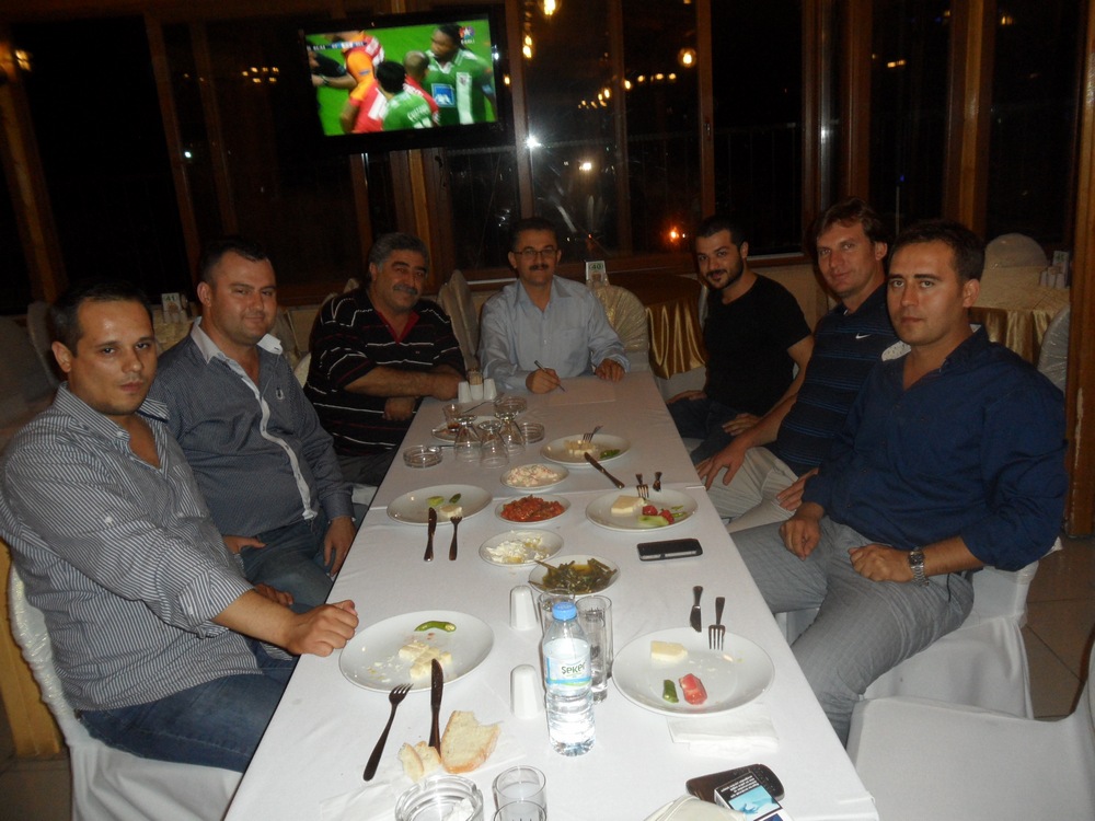 Topi kardeşler'den Akhisar GİAD üyelerine indirim yağmuru