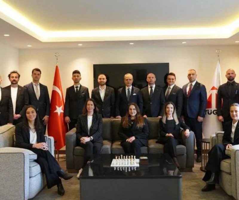 Kuşadası Genç İş İnsanları Derneği Heyetinden TÜGİK’e Anlamlı Ziyaret